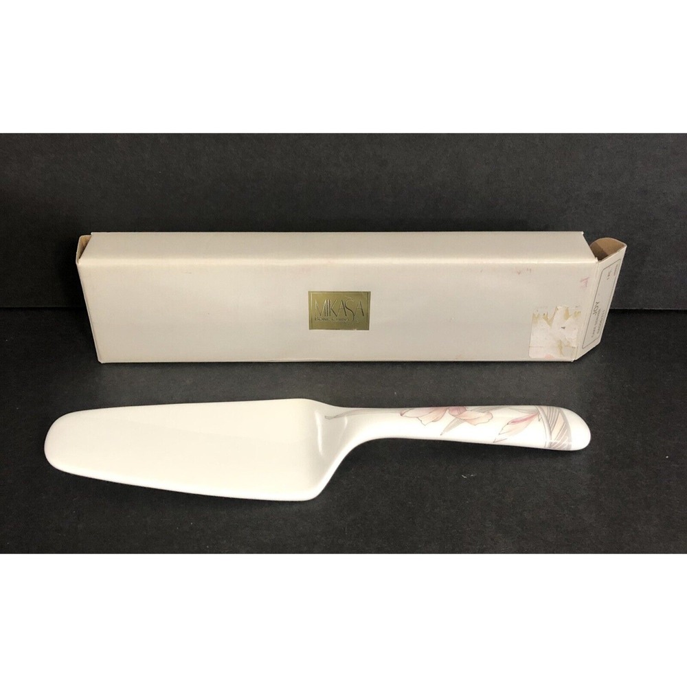 Mikasa Joy Pie Server Cake Solid Ceramic Bone China Floral in Box